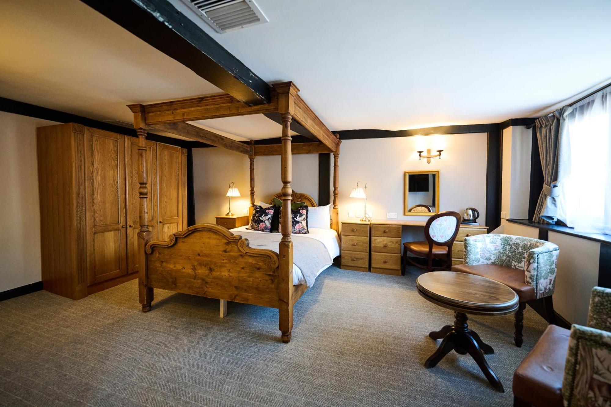 Hotel White Hart, By Marston's 3*